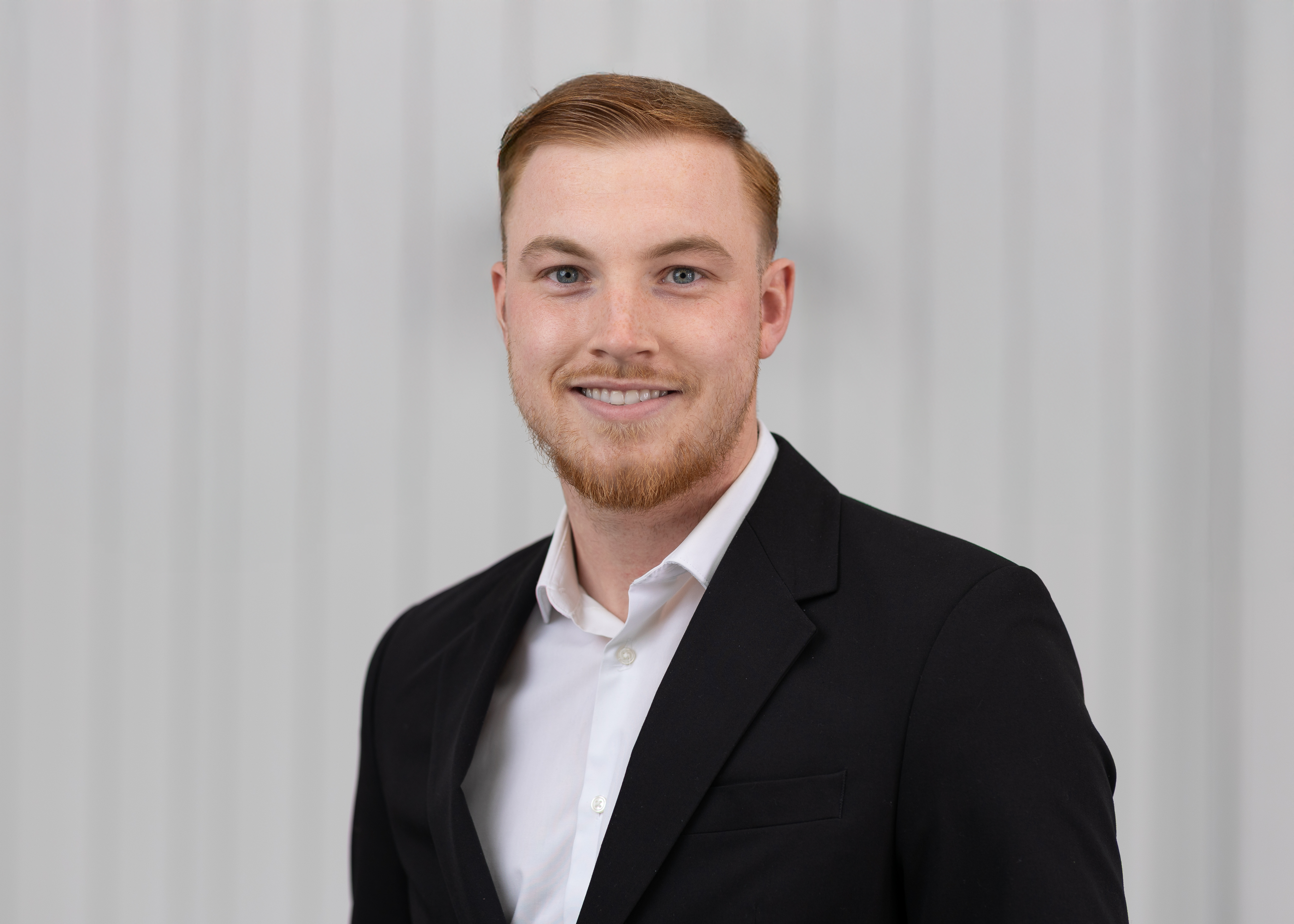 George Pooley | Office Advisory